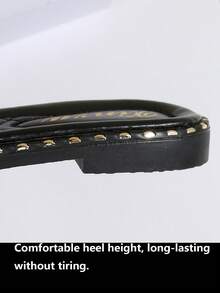 2025 Neue französische Kristall-verzierte quadratische Zehenflattsandalen für Frauen, elegante Slip-On, geeignet für Kleider, Frühling/Sommer/Herbst - Schwarz - Übersicht 10