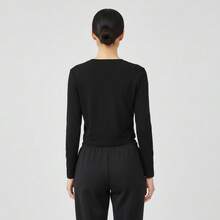 Nike Women's AS W NSW NK CHILL KNIT TEE FRW Long Sleeve T-Shirt Knitted Collarless Long THQ1703-010 - Black - View 2