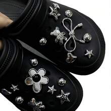 18 chiếc mặt dây chuyền hình gấu, nơ, hoa hướng dương bằng đá pha lê bạc Y2K rỗng, phụ kiện tự làm, thích hợp cho giày làm vườn, guốc, dép lê, dép xăng đan, quà tặng sinh nhật hoàn hảo. - Bạc - Xem 5