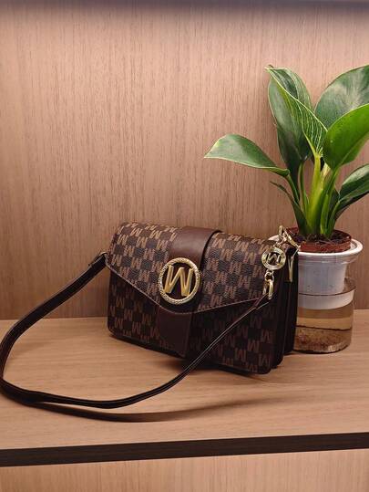 Axelremsväska med flera fack och klaffar för kvinnor