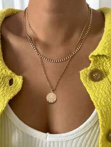 Set de 2 collares superpuestos, con cadena gruesa y colgante de ojo malvado con incrustaciones de circonita cúbica, uso fashionable para fiestas para niñas - Amarillo Oro - Ver 1