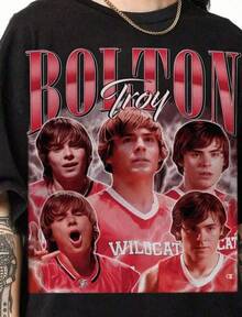 N-BA Vintage Troy Bolton High School Musical Shirt Troy Bolton Homage Shirt High School Musical Shirt Disneyland Movie Shirt Round-Neck Short-Sleeved T-Shirt, Fan Gift, Fan Support Item, Vintage Style, Street Fashion, Suitable For Multiple Occasions, Matching Outfits For Parents And Children, Sisters, Or Brothers, Men's And Women's T-Shirts, Boys' And Girls' T-Shirts. - 黑色 - 查看 1
