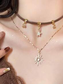女士分层向日葵棕色皮革颈链，独特设计，可佩戴于锁骨处 - 太陽花疊戴項鍊 - 查看 3