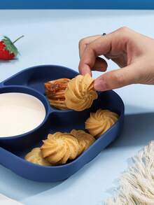 1pc Divided Suction Bowl, Creative 3-Compartment Silicone Dinner Plate - Multicolor - View 4