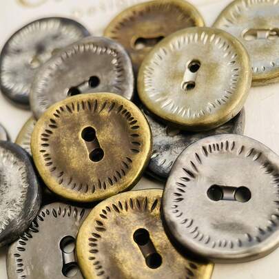 10pcs 11/14.5/17.5mm Vintage Asymmetrical Round Metal Two-Hole Buttons, Suitable For Shirts, Suits, Knitted Cardigans