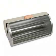 Chlebak stal - Wykonania z higienicznych i ekologicznych materiałów - Kompaktowy w zastosowaniu, nie wymaga rozległej przestrzeni po otwarciu - Wysuwane pokrywy płynnieją się otwierają i zamykają - Trwała i solidna konstrukcja - Wszystkie inne elementy pieczywa: chleb, bułki, bajgle, a nawet babeczki - Rozmiar: 39 x 28 x 18,5 cm - Beżowy - Zobacz 4