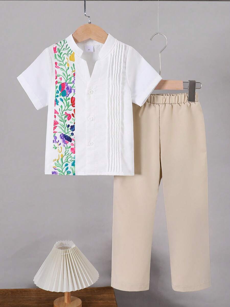 Purechapter 2pcs/Set Boys' Floral Patchwork V-Neck Button-Down Short Sleeve Shirt, Pleated Design, Khaki Elastic Waist Pants Suit, Suitable For 4-7 Years Old Boys Daily Casual, Outdoor Events, Creative Gift, Middle East Ramadan - White - View 1