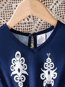 1pc Young Girl Vintage Style Dress, Summer Dress, Young Girl Navy Blue Floral Retro Print Short Sleeve A-Line Dress, Essential For Young Girl Vacation & Outdoor, Suitable For 4-8 Years Old, Casual, Party, Holiday Gift, Birthday Gift - Navy Blue - View 5