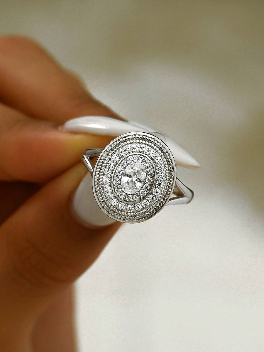 1枚简约奢华S925纯银镂空锆石戒指，适合日常佩戴、约会、派对、婚礼、节日、礼品。 - 銀色 - 查看 1