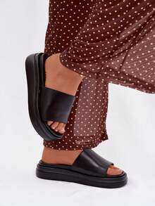 Women's Platform Flip-Flops Tanelisse, Comfortable And Stylish, Made Of Synthetic-Leather, Perfect For Summer And Everyday Styling Brown Black Beige - Black - View 4