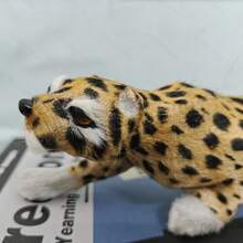 Figura decorativa realista de leopardo, estatua de animal para decoración del hogar, escultura de animal salvaje realista con artesanía detallada de pelaje, decoración de escritorio - leopardo - Ver 6