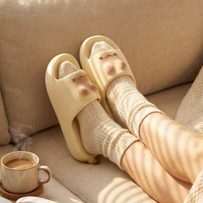 可爱毛绒拖鞋，柔软尾巴设计，轻便舒适，适合室内/卧室穿着，男女通用，四季皆宜（建议选购大一码）