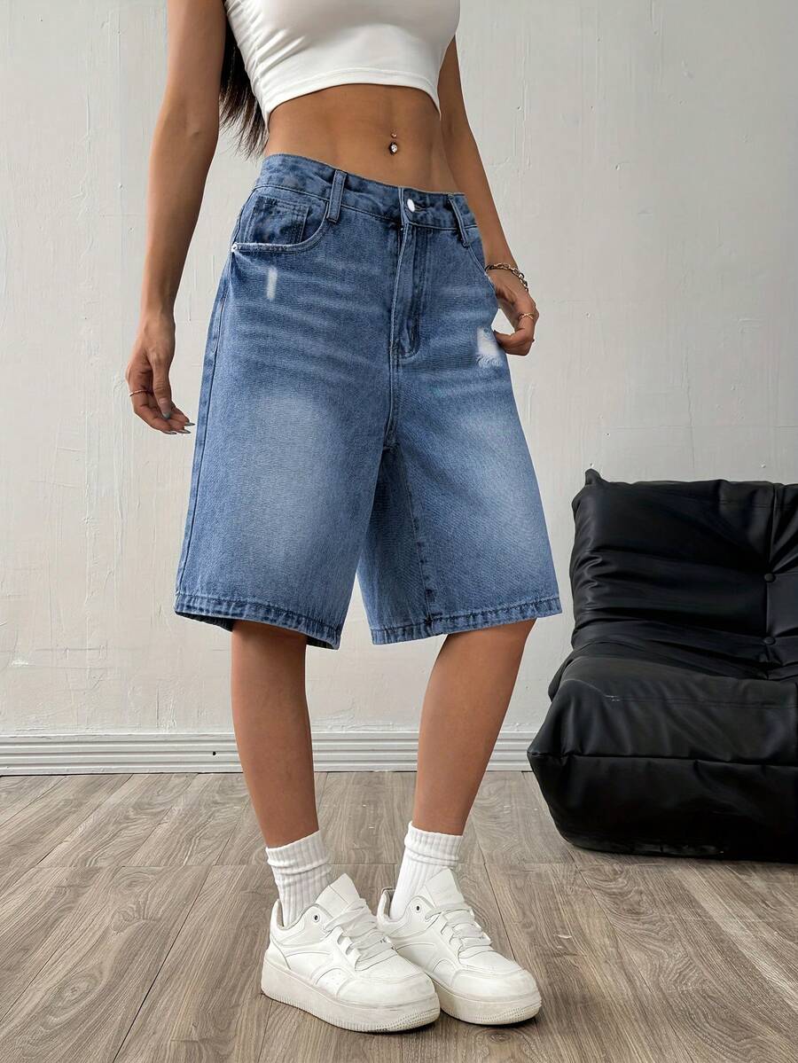 NVFelix 女士休闲蓝色牛仔百慕大短裤，带纽扣和拉链口袋，无弹力面料 - 藍色 - 查看 1