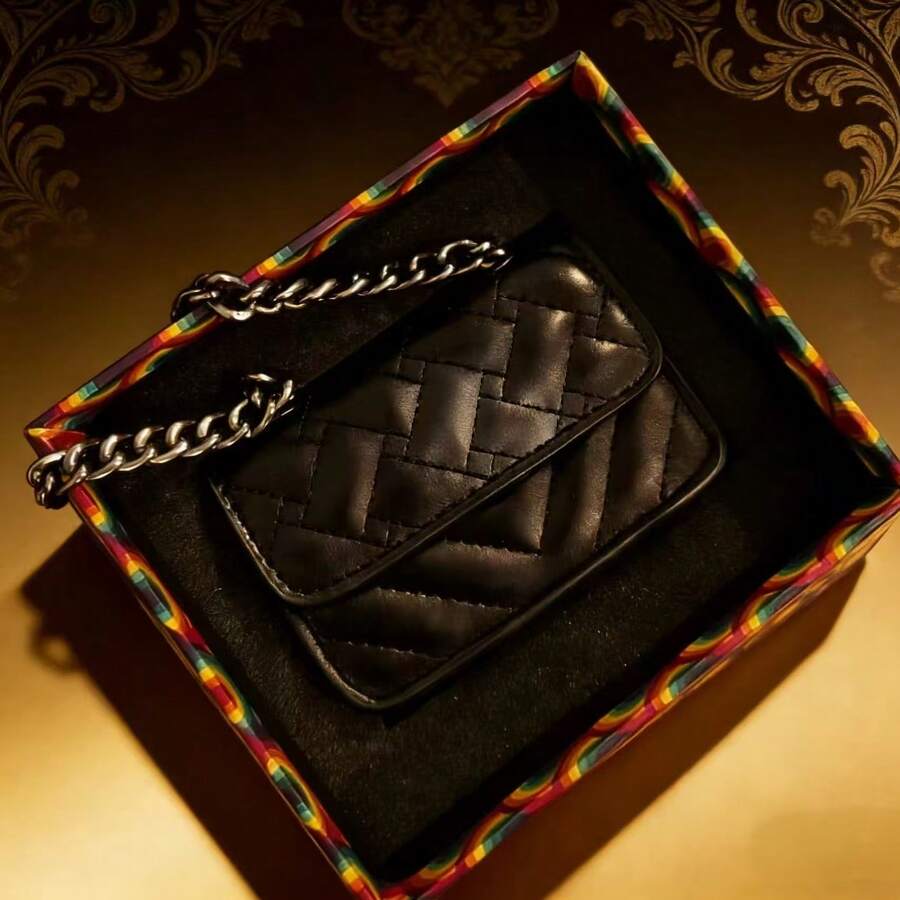Kurt 1 Geiger 2025New Mini Crossbody Bag, Shiny And Versatile Chain Single-Shoulder French Genuine Version, Crossbody Bag, Single-Shoulder Bag.Suitable For Use In Winter. Suitable As A Gift To Give To Others.Crossbody Bags For Women.Christmas Gifts.Gifts For Women.Purses And Bags Women.Bolsas Elegantes Para Mujer.Carteras.Christmas Gift - 黑色 - 查看 1
