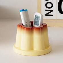 1个可爱布丁造型笔筒 - 送给闺蜜的完美生日礼物，可爱的办公桌配件 - 彩色 - 查看 1