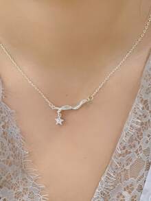 Asymmetric Wrapped Star Pendant Necklace With Rhinestones - Silver - View 3