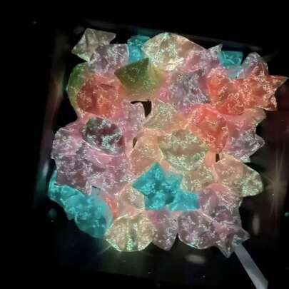 طقم صناعة صابون العنب اليدوي. محمول وممتع. صابون بعطر العنب المصنوع منزليًا، يمكن استخدامه كعطر للسيارة، منعش للخزانة، صابون يدوي أو ديكور. مناسب للسيارة والغرفة والمطبخ والحمام والمدخل والخزانة والمكتب وغيرها. هدية مثالية ليوم المعلم أو عيد الأم أو عيد الحب أو لصديقة العروس.