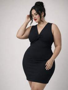 Elegant Plus Size Dress With V-Neck And Sleeveless - Black - View 2