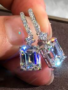 1 Pair Fashionable Luxury Square Zirconia Stud Earrings, Suitable For Daily Wear And Parties - Silver - View 5