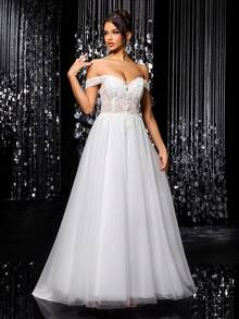 Solid Color Sequin Patchwork Zipper Off-Shoulder White Wedding Dress - White - View 1