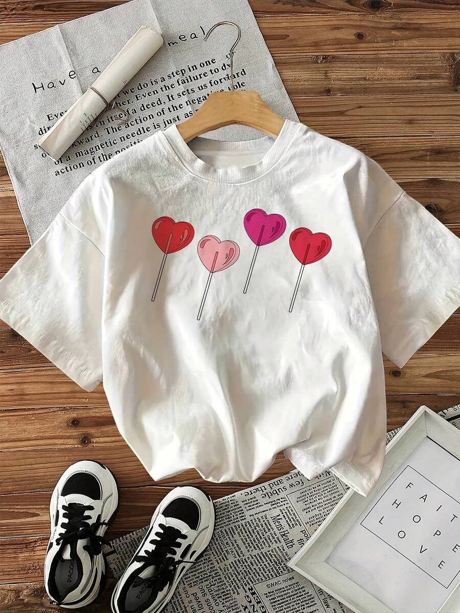Camiseta de Mujer con Estampado Gráfico para San Valentín - Top Casual de Manga Corta y Cuello Redondo con Diseño Colorido de Piruleta & Corazón, Lavable a Máquina, Ajuste Cómodo para Todas las Estaciones, Conjunto de San Valentín, Camisa Juguetona, Tela Duradera - [Blanco] - Ver 1