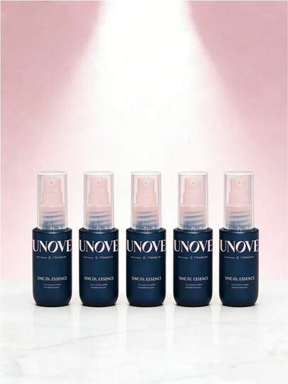  Unove 丝滑护发油（2ml 旅行装），蕴含修护蛋白和植物油，快速渗透发丝，减少毛躁，修护分叉，令秀发亮泽柔顺。小巧便携，方便随时补水。散发清新花果香。是办公室、出差和旅行的理想护发产品。