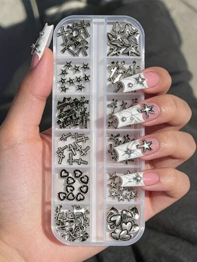 120pcs/Set Vintage Alloy Nail Art Decorations, Including Heart, Star And Cross Metal Charms, Punk Style, Suitable For Nail Art Decoration And Embellishment
