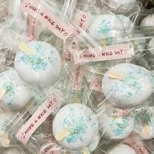 2026新款热销减压冰淇淋捏捏球，慢回弹捏捏玩具，可塑形冰淇淋捏捏球，史迪奇玩具，旅行玩具，课堂解压玩具，迷你小玩意，洗澡玩具，圣诞文具，压力球，送给男孩女孩的礼物，情人节，新年，生日，圣诞节，万圣节，完美礼物 - 彩色 - 查看 4