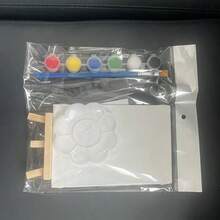 迷你画布绘画套装（7英寸 x 5英寸）包含画布、迷你画架、画笔、调色盘及其他美术用品，适合成人随时随地创作艺术作品。 - 套裝 - 查看 13