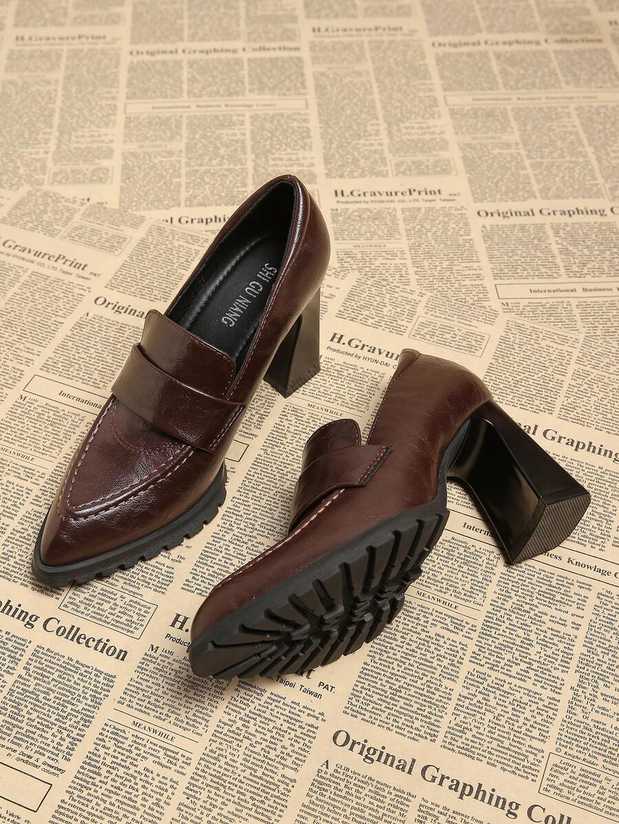 2026春季新款女鞋，尖头时尚优雅复古真皮高跟鞋，粗跟休闲通勤显瘦时尚黑色和酒红色 - 酒紅色 - 查看 1