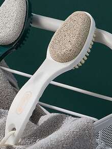 Limador de pies 2 en 1, removedor de callosidades, piedra pómez para el cuidado de los pies, cepillo para los pies, exfoliante y cepillo de limpieza para los pies. - Blanco - Ver 8