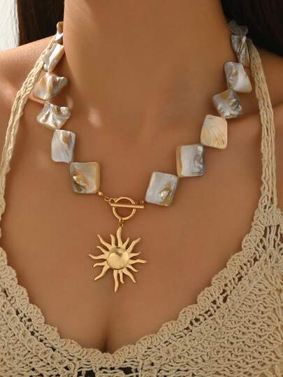 1pc Handmade Unique Gold Alloy Irregular Sun Pendant Niche Design Women Necklace, Suitable For Daily Wear, Beach, Party, Date