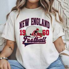 2026 Young Girls' Boys' New England Football Graphic Tees, Patriots Shirt, Tween Boy Clothes, New England Retro Logo,Mom And Daughter Matching,Sports Patriots Football Badge Crew Neck T-Shirt, Gras Unisex NewS England Patriots Football Team Logo Print T Shirt For Game Day And Sports Events Family Couple Outfit,Shirts For Adults & Kids,Adult And Children's Sizes - 白色7 - 查看 8