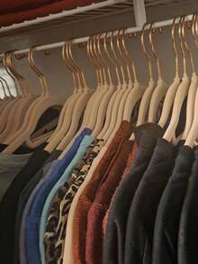 50pcs Flocked, Non-Slip, Traceless 3-In-1 Clothes Hanger, High-End Wardrobe Organizer Flocked Clothes Hanger, Special Non-Slip Hanger For Lightweight Fabrics, High-End Clothing Store Flocked Display Hanger, Wardrobe Organizer Hanger, High-End Wardrobe-Specific Hanger, Solves The Problem Of Clothes Bunching Up On The Shoulders Wardrobe Organizer Set - 50pcs粉紅色衣架 - 查看 3
