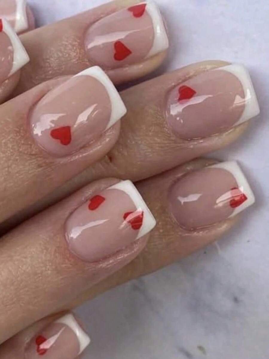 Bộ 24 móng giả hình vuông màu đỏ hình trái tim, cao cấp, viền trắng kiểu Pháp và họa tiết trái tim đỏ, bộ móng giả phủ kín toàn bộ, bao gồm 1 dũa móng và 1 miếng dán móng, thích hợp làm quà tặng móng tay cho các bà mẹ và bán sỉ vật tư làm móng, phù hợp cho các lễ hội, tiệc tùng, hẹn hò và sử dụng hàng ngày.