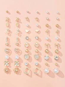 30 Pairs Elegant Minimalist Flower, Geometric, Heart, Bow, Star Shaped Stud Earrings, Suitable For Daily, Casual, Beach Wear - Yellow Gold - View 2