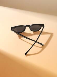 一副女士复古几何框眼镜，实用时尚街头风，附赠眼镜盒 - 彩色 - 查看 4