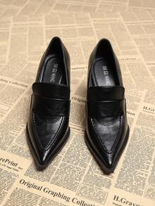 2026春季新款女士尖头复古学院风高跟鞋，小号皮鞋，工作鞋，英伦风粗跟休闲通勤显瘦时尚黑色和酒红色 - 黑色 - 查看 3