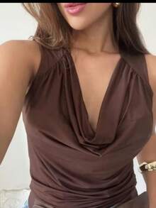 Blusa Femenina Elegante Decote Drapeado Profundo Tecido de malha Drapeado casual Feriado Escritório Diário Verão primavera - Marrom - Visão 4