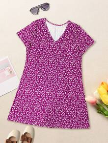 时尚轻盈优雅碎花连衣裙，百搭实用，适合休闲、度假、工作、居家、旅行，也可作睡衣穿着，推荐大码女性夏季穿着。 - 紫色 - 查看 3