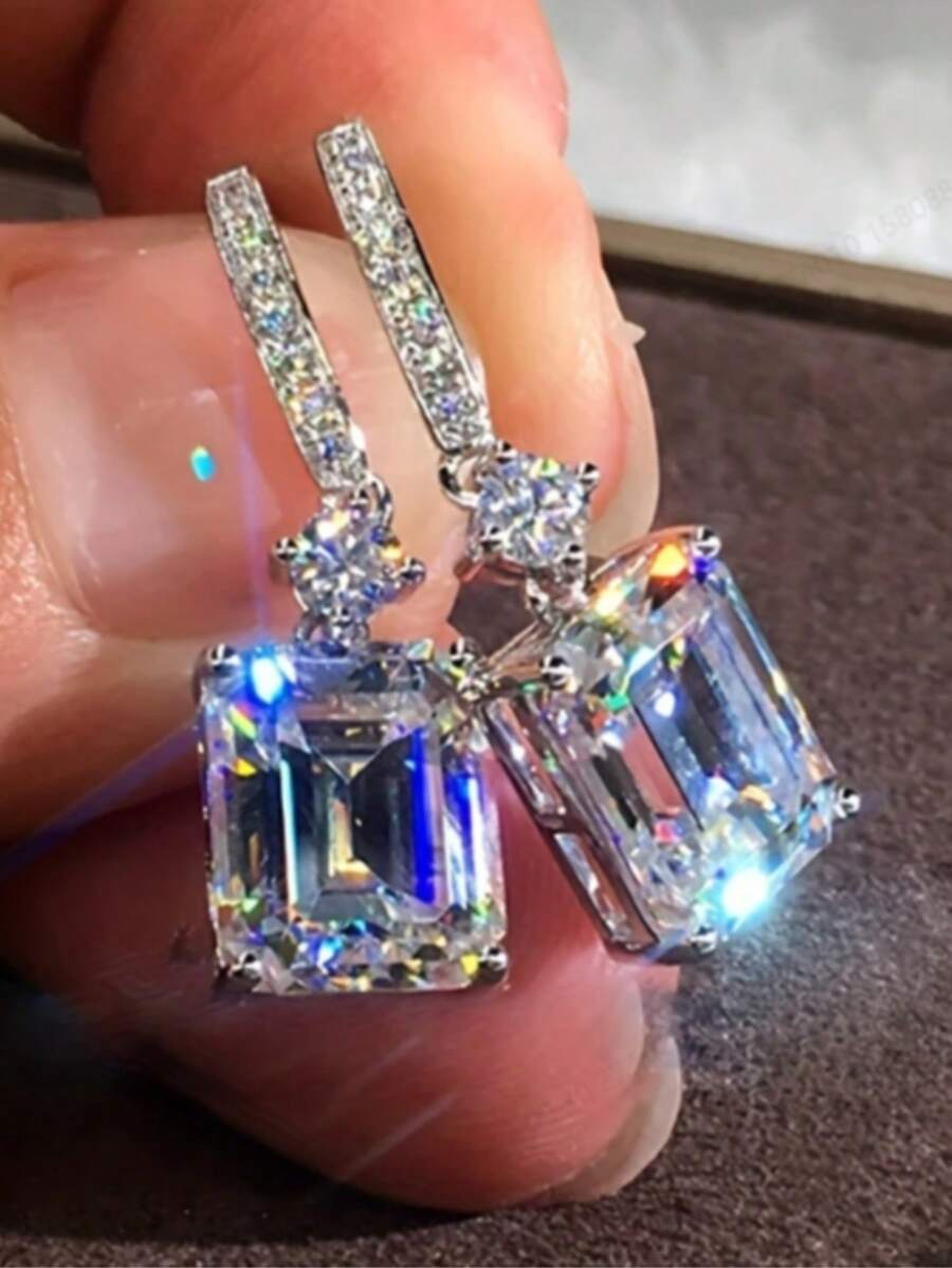 1 Pair Fashionable Luxury Square Zirconia Stud Earrings, Suitable For Daily Wear And Parties - Silver - View 1