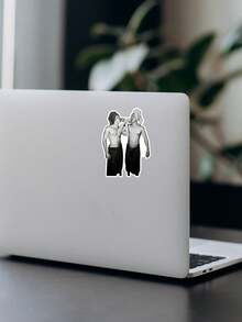 激情对决主题照片贴纸 - Shane & Ilya “沐浴后” 唯美贴纸，热门 BookTok 冰球爱情周边，适用于 Kindle、笔记本电脑和手机壳 - 彩色 - 查看 7