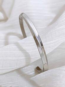 Minimalist Stylish Stainless Steel Bracelet, Open Cuff, Polished Finish, Suitable For Fashion Pairing And Gifting To Friends, Family, And Mother - Multicolor - View 4