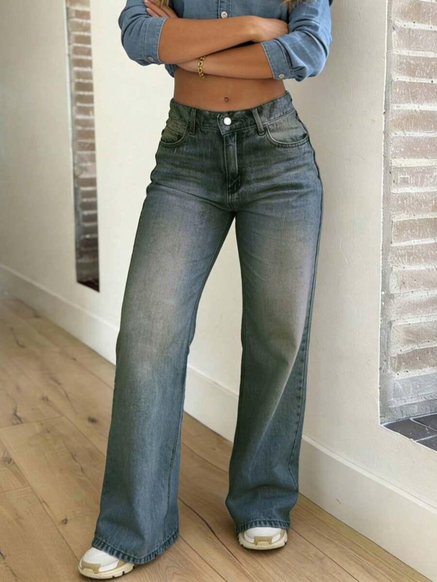 Plus Size Women Loose Straight Leg Boyfriend Jeans - Navy Blue - View 1