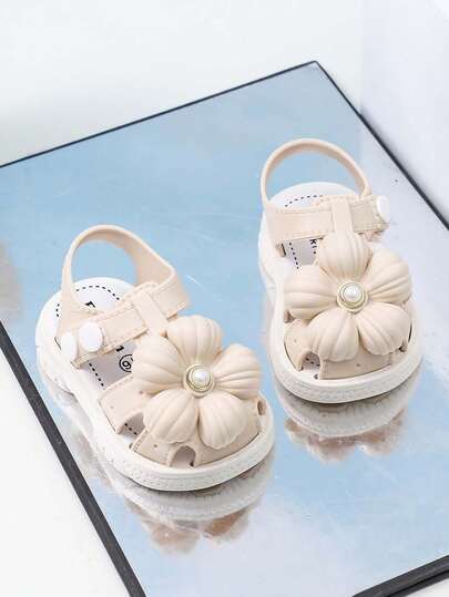 1 Pair Girls' Fashion Flat Sandals, Non-Slip Toddler Shoes, Soft Sole Breathable Outdoor Beach Shoes, Floral Princess Shoes, Suitable For Spring, Summer, Autumn