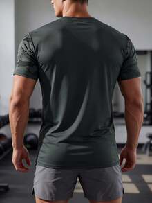 男士圆领运动T恤一件装，夏季男士跑步短袖T恤，适合日常休闲和健身穿着，节日礼物 - 深灰色 - 查看 4
