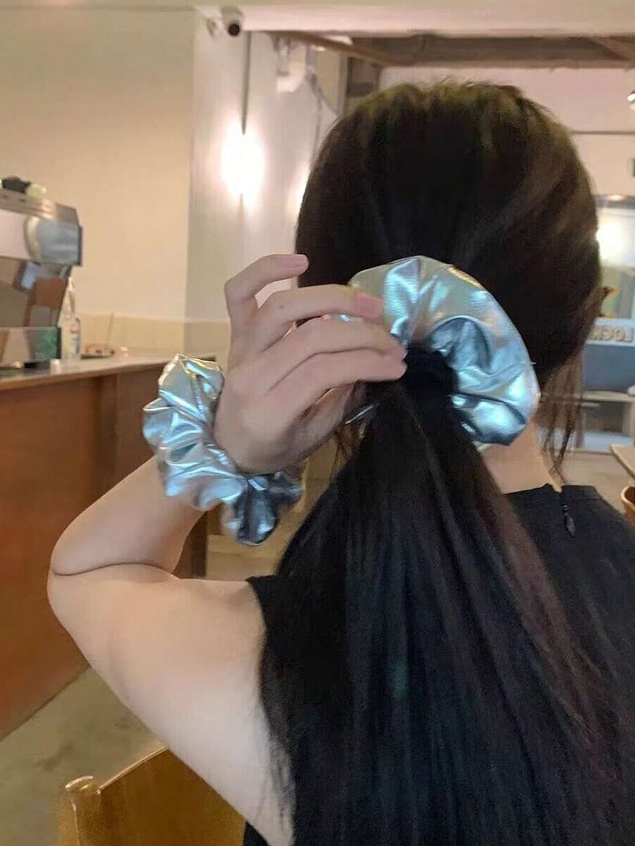 1个极简银色皮革发圈，多功能设计，适用于马尾辫和丸子头等发型 - 彩色 - 查看 1