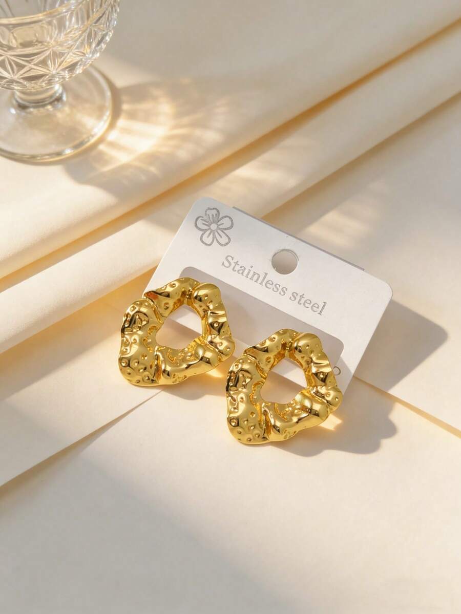 Stainless Steel Gold-Plated Ear Studs, Low Allergenic, Nickel-Free, Hollowed-Out Ear Studs, Thick Gold Lady's Ear Studs, Fashion Declaration Geometric Texture Lightweight Anti-Allergy Ear Studs, Retro Jewelry Dance Party Gifts, Lady's Ear Studs, Fashionable Heavy And Unique Pendant Ear Studs, Lady's Gold Earring Set, Exquisite Gold-Plated Pendant Ear Studs, Anti-Allergy Ear Studs, Fashion Jewelry, Lady's Gifts, Party Gifts - Multicolor - View 1