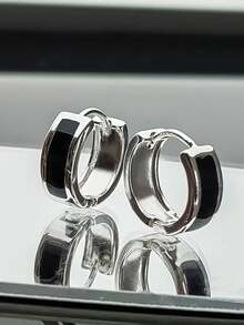 2 Pieces Stylish Black Plain Hoop Men's Earrings, Unisex Niche Design With A Hip-Hop , Sophisticated And Versatile, Suitable For Everyday Wear, Valentine's Day, Or As A Gift. - Black - View 6