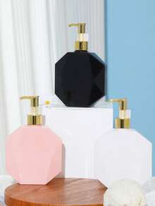 1pc High-End Polygonal Dispenser Bottle, Made Of Creative Hexagonal PET Material. 300ml Flat Pump Bottle Suitable For Bathroom And Hotel, Can Be Used To Dispense Shower Gel, Shampoo, Conditioner, Body Lotion And Hand Cream, Etc. - Polygon - View 1
